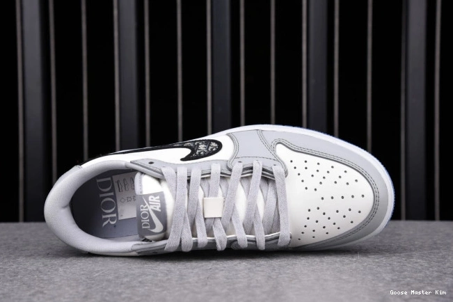 OG CN8607-002 X DR (DR JORDAN 1 LOW box) shoe 0808